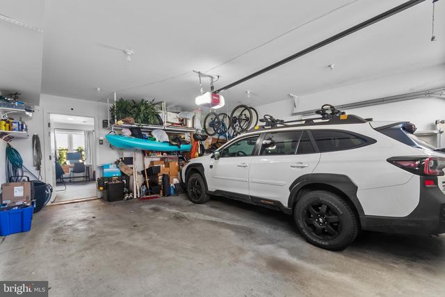 136 BURNSIDE ST, Philadelphia, PA 19127