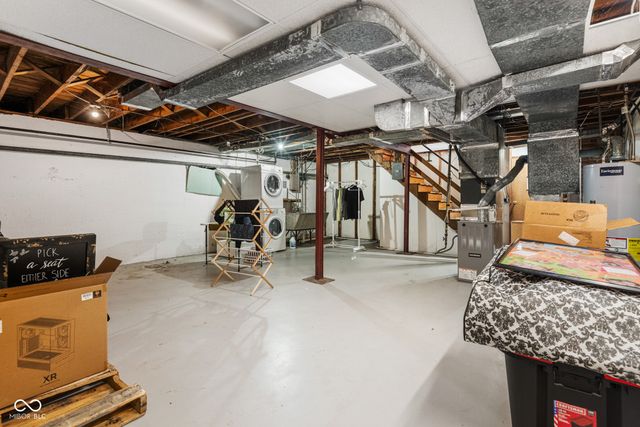 525 25th Street, Columbus, IN 47201