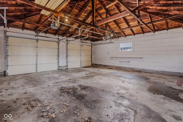 525 25th Street, Columbus, IN 47201