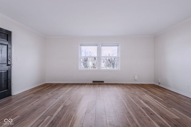 525 25th Street, Columbus, IN 47201