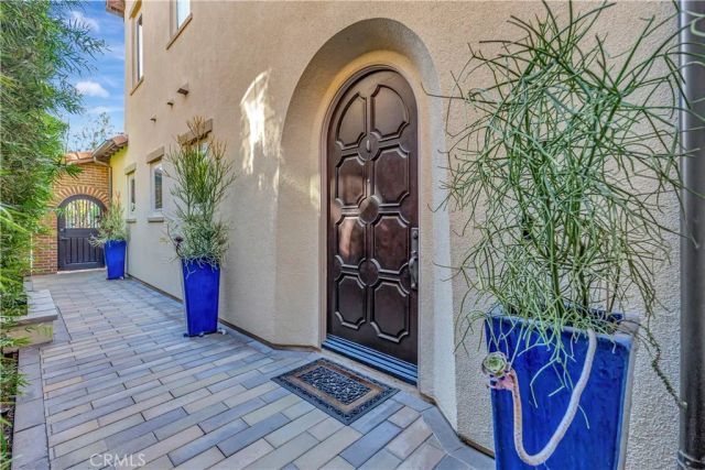 126 Long Fence, Irvine, CA 92602
