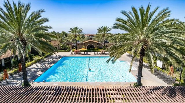 126 Long Fence, Irvine, CA 92602