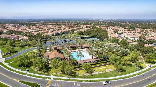 126 Long Fence, Irvine, CA 92602