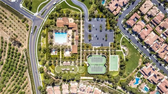 126 Long Fence, Irvine, CA 92602