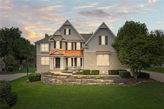 14605 Carter Street, Overland Park, KS 66221