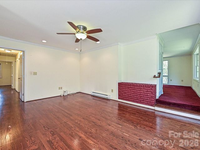 3000 Barfield Drive, Charlotte, NC 28217