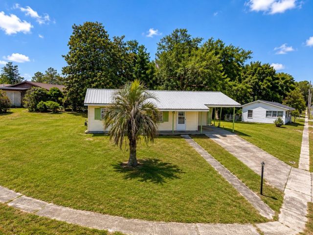 1766 W GARDENIA DRIVE, Citrus Springs, FL 34434