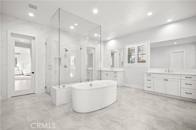 85 Spacial, Irvine, CA 92618