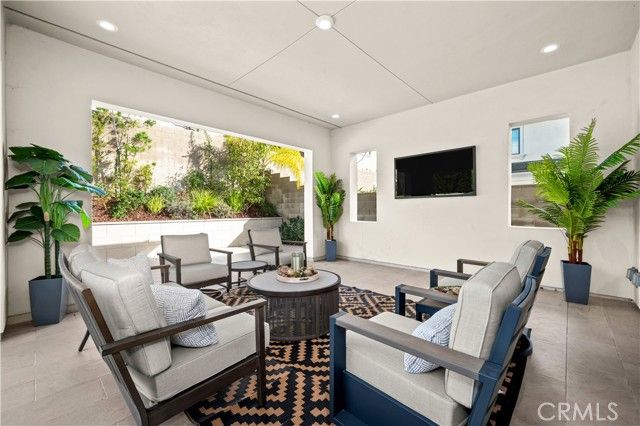 85 Spacial, Irvine, CA 92618