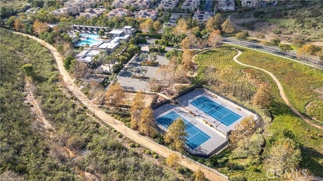 85 Spacial, Irvine, CA 92618