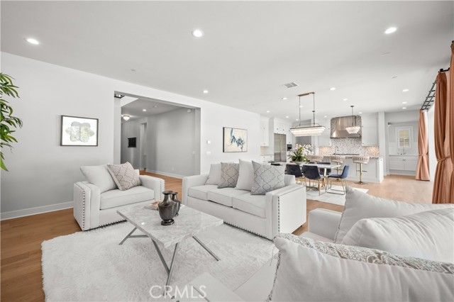 85 Spacial, Irvine, CA 92618