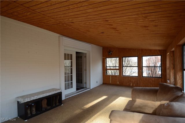 8391 Youngstown Pittsburgh Road, Poland, OH 44514