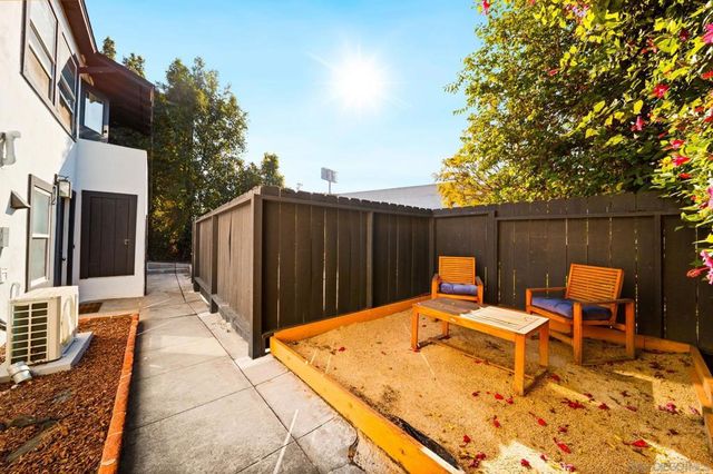 2154 Union St, San Diego, CA 92101