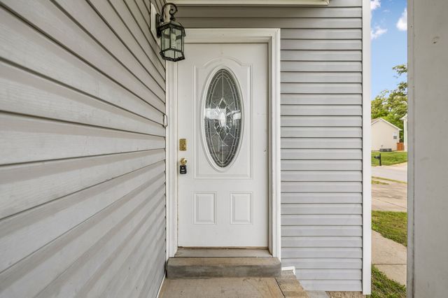 1372 Constitution Dr, Clarksville, TN 37042