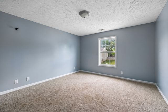 1372 Constitution Dr, Clarksville, TN 37042