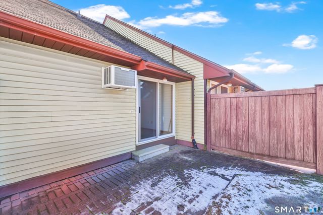 268 Hartford Turnpike APT E5, Tolland, CT 06084