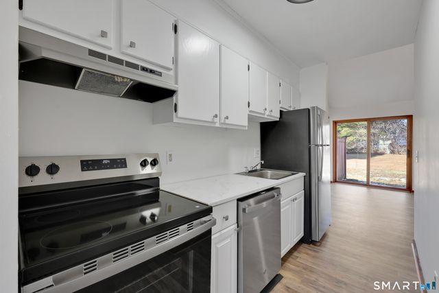 268 Hartford Turnpike APT E5, Tolland, CT 06084