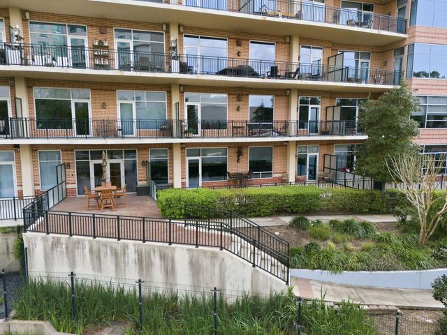 3 Waterway Court 1B, The Woodlands, TX 77380