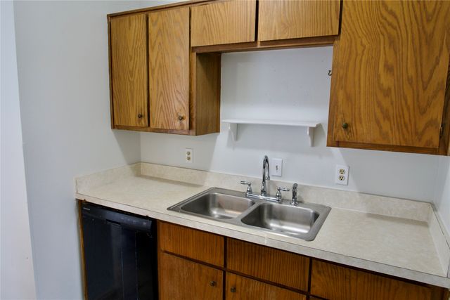 4735 Pecan Meadow Drive, Dallas, TX 75236