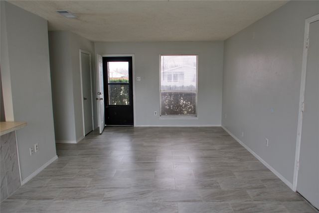 4735 Pecan Meadow Drive, Dallas, TX 75236