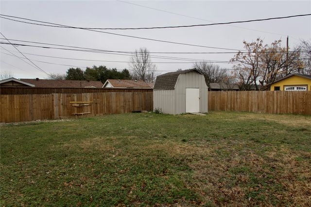 4735 Pecan Meadow Drive, Dallas, TX 75236