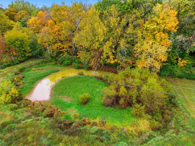 3863 Felts Rd, Cedar Hill, TN 37032