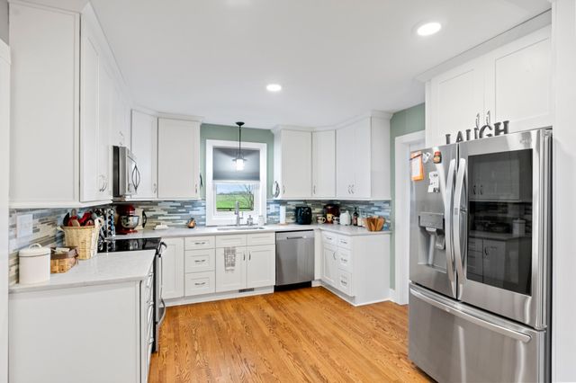 3863 Felts Rd, Cedar Hill, TN 37032