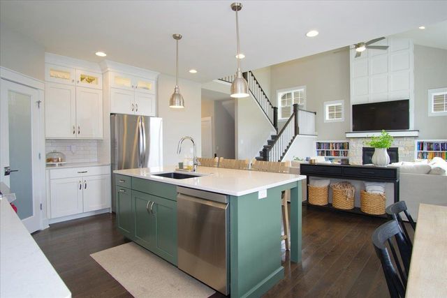1011 Tara Lane, Waunakee, WI 53597