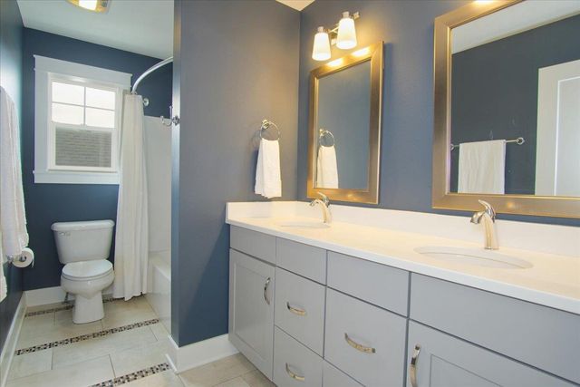 1011 Tara Lane, Waunakee, WI 53597
