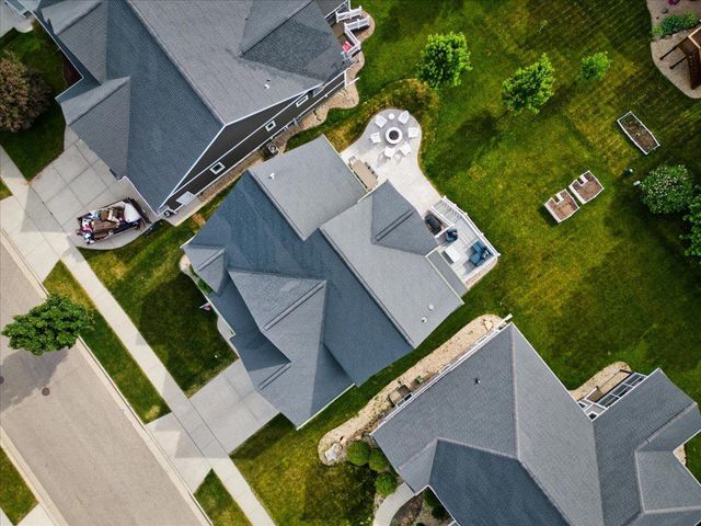 1011 Tara Lane, Waunakee, WI 53597