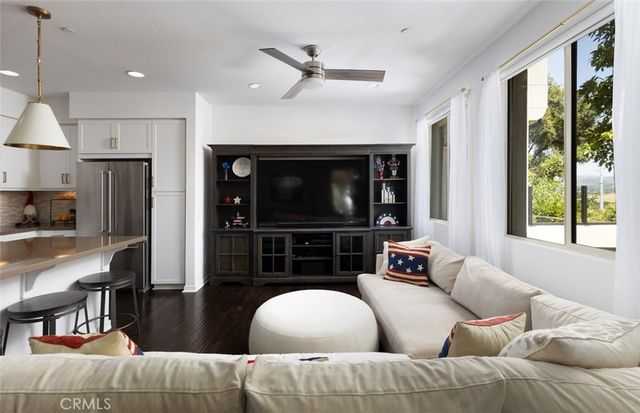 99 Adelfa Street, Rancho Mission Viejo, CA 92694