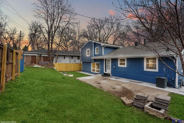 6626 Bethany Park Drive, Lincoln, NE 68505