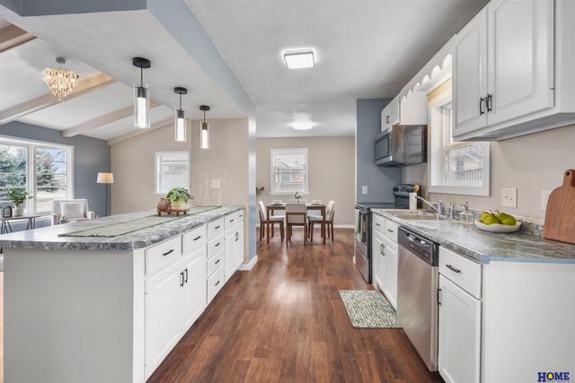 6626 Bethany Park Drive, Lincoln, NE 68505