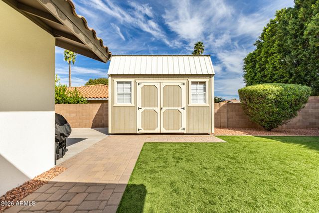 15817 N MOON VALLEY Drive, Phoenix, AZ 85022