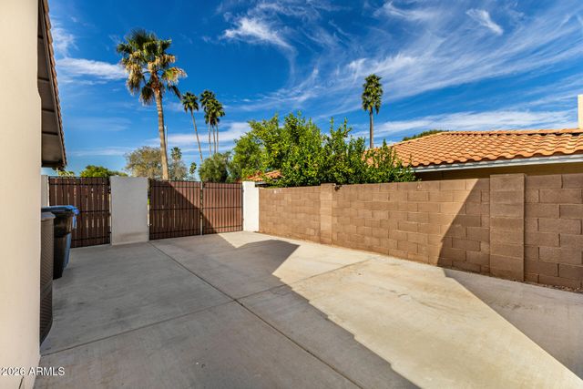 15817 N MOON VALLEY Drive, Phoenix, AZ 85022