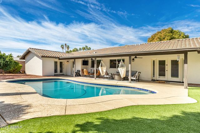 15817 N MOON VALLEY Drive, Phoenix, AZ 85022