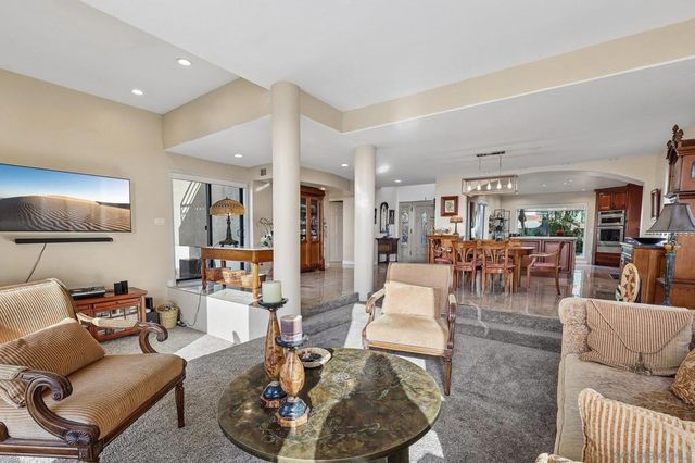 2070 Illion, San Diego, CA 92110