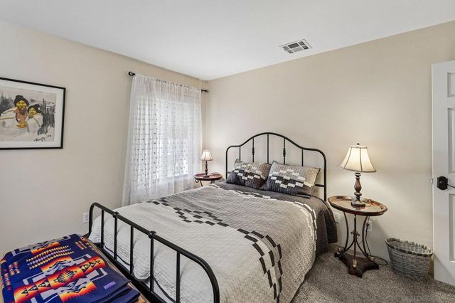 2070 Illion, San Diego, CA 92110