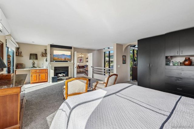 2070 Illion, San Diego, CA 92110