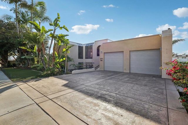 2070 Illion, San Diego, CA 92110