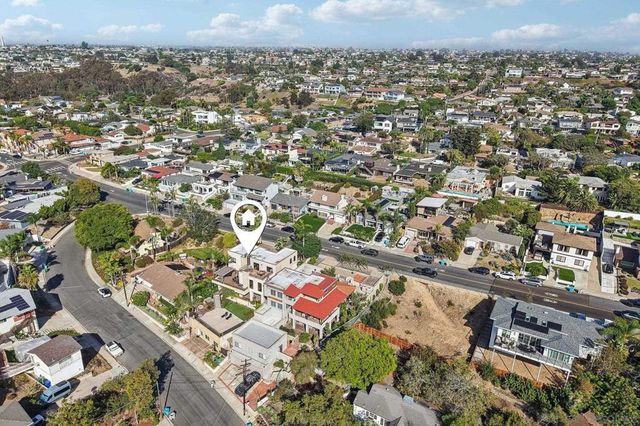 2070 Illion, San Diego, CA 92110
