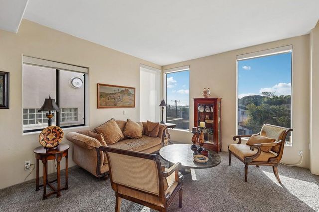 2070 Illion, San Diego, CA 92110