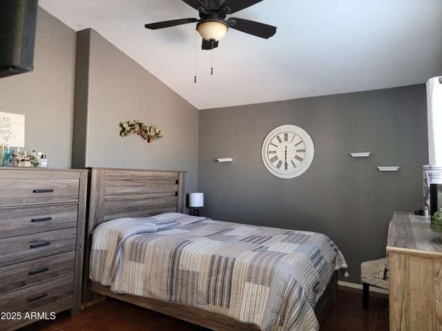 1124 W NANCY Lane, Phoenix, AZ 85041