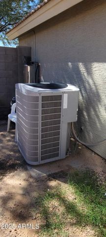 1124 W NANCY Lane, Phoenix, AZ 85041