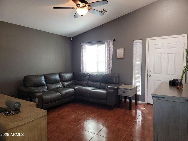 1124 W NANCY Lane, Phoenix, AZ 85041