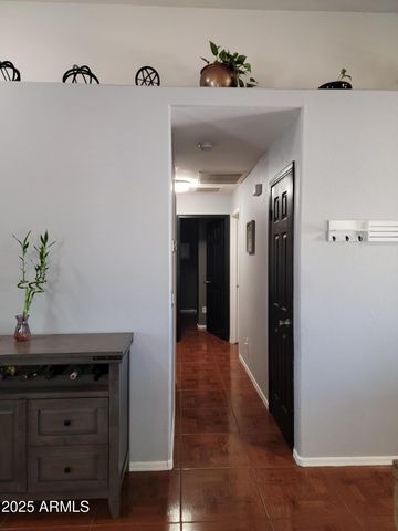 1124 W NANCY Lane, Phoenix, AZ 85041