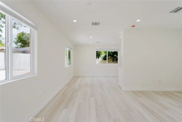 1232 Allen Avenue, Glendale, CA 91201