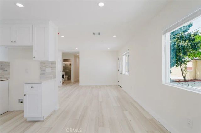 1232 Allen Avenue, Glendale, CA 91201