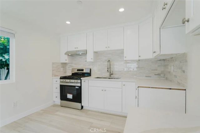 1232 Allen Avenue, Glendale, CA 91201