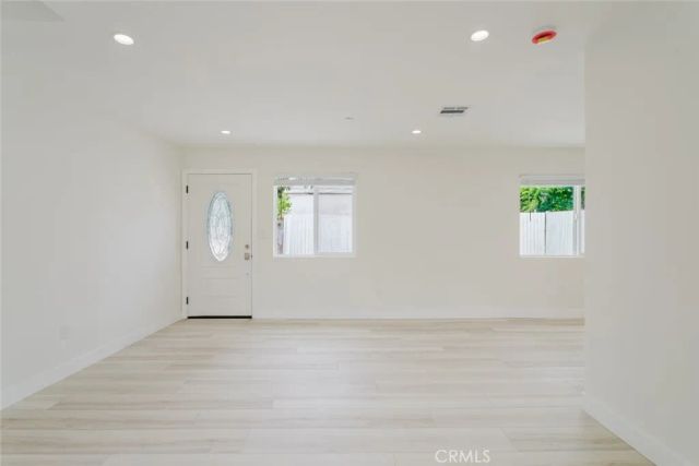 1232 Allen Avenue, Glendale, CA 91201